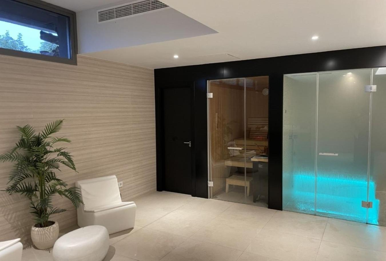 Vivi Homes - Elies House Pool, Gym, Spa & Sea View El Faro Exteriér fotografie